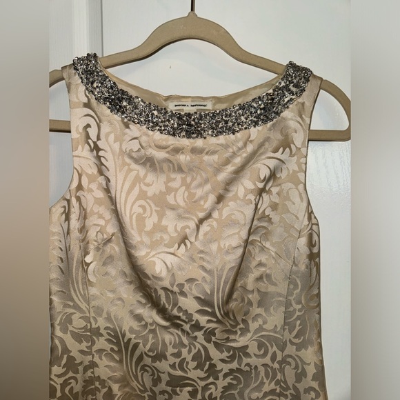 Gorgeous Brocade and Jewel Collared Dress Vintage Banana Republic Size 2 - Picture 3 of 14